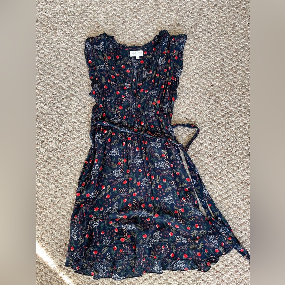 Women’s apricot dress. Size 10 UK (6 US)